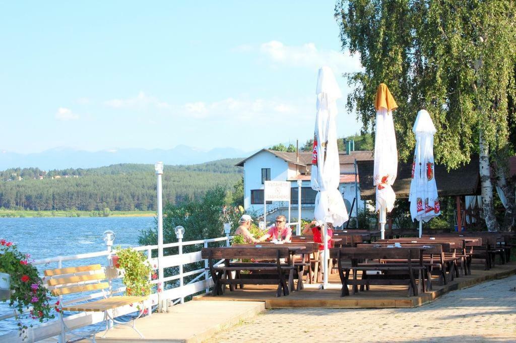 Комплекс Белите Къщи Shtarkelovo Gnezdo Exterior foto